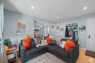 1906 N 750 W, Centerville, UT 84014 - Photo 5