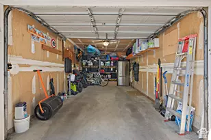 1906 N 750 W, Centerville, UT 84014 - Photo 23