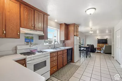 1582 N 1930 W, Provo, UT 84604 - Photo 13