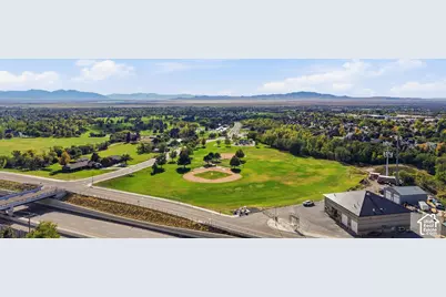 431 S 1400 E, Fruit Heights, UT 84037 - Photo 47