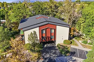 627 E Springtree Ln, Murray, UT 84107 - Photo 1