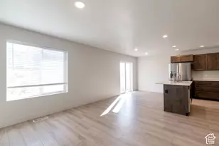 801 W Lone Pine Ln, Mapleton, UT 84664 - Photo 3