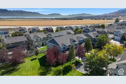 5133 E High Noon Ave, Eagle Mountain, UT 84005 - Photo 35