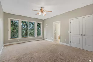 2922 S Foss Cir E, Bountiful, UT 84010 - Photo 17