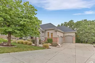 2922 S Foss Cir E, Bountiful, UT 84010 - Photo 5