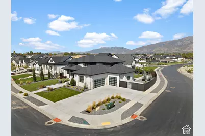 165 S Farmhouse Cir, Kaysville, UT 84037 - Photo 3