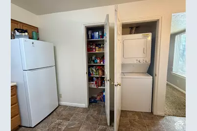 962 N 900 E #12, Provo, UT 84604 - Photo 7