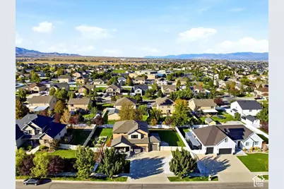 6864 W Ivie Farms Dr, Herriman, UT 84096 - Photo 41