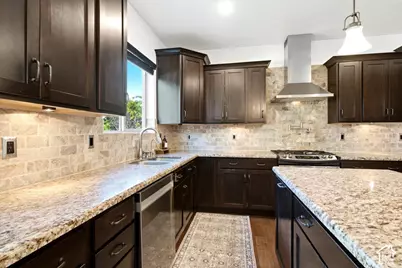 6864 W Ivie Farms Dr, Herriman, UT 84096 - Photo 11