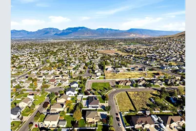 6864 W Ivie Farms Dr, Herriman, UT 84096 - Photo 43