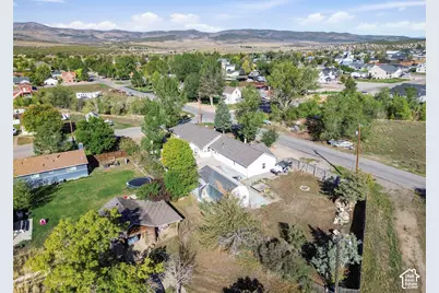 86 N 300 E, Fairview, UT 84629 - Photo 3