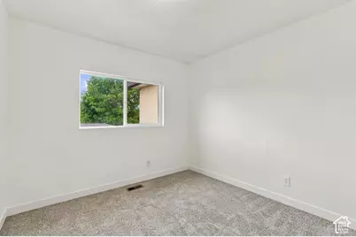537 N Bright Ct W, Salt Lake City, UT 84116 - Photo 15