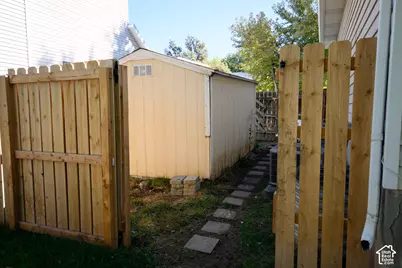 2275 N 1125 E, Layton, UT 84040 - Photo 23