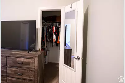 2275 N 1125 E, Layton, UT 84040 - Photo 13
