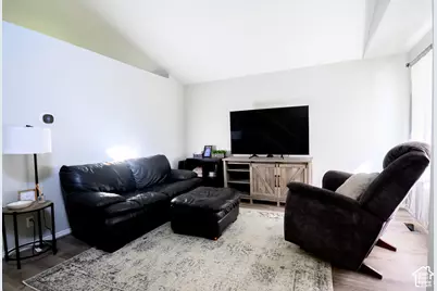 2275 N 1125 E, Layton, UT 84040 - Photo 5