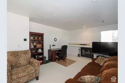 2081 E Rainbow Point Dr, Holladay, UT 84124 - Photo 11