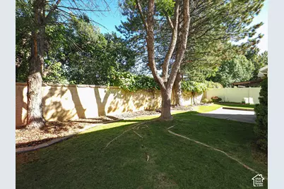 2081 E Rainbow Point Dr, Holladay, UT 84124 - Photo 49
