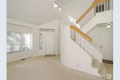 2081 E Rainbow Point Dr, Holladay, UT 84124 - Photo 3