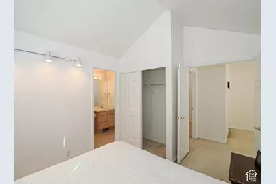 2081 E Rainbow Point Dr, Holladay, UT 84124 - Photo 29