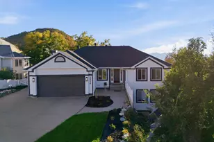 3936 Huntington Cir, Bountiful, UT 84010 - Photo 1