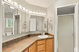 3936 Huntington Cir, Bountiful, UT 84010 - Photo 17