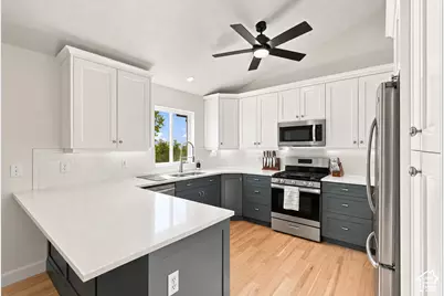 3936 Huntington Cir, Bountiful, UT 84010 - Photo 7
