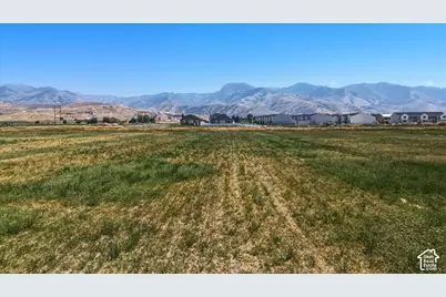 762 N 400 W, Smithfield, UT 84335 - Photo 13