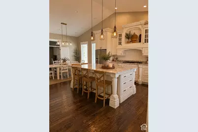 151 S Park Ridge Dr W, Roosevelt, UT 84066 - Photo 5