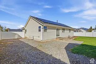 5221 W Elk Horn Peak Dr S, Riverton, UT 84096 - Photo 31