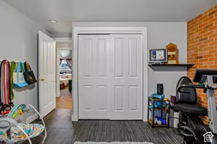 7449 S Bridgewater Dr, Cottonwood Heights, UT 84121 - Photo 23