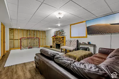 7449 S Bridgewater Dr, Cottonwood Heights, UT 84121 - Photo 25