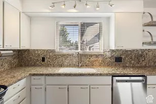 2569 W 5645 S, Taylorsville, UT 84129 - Photo 19
