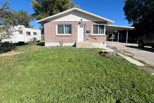 397 S Tremont St, Tremonton, UT 84337 - Photo 1