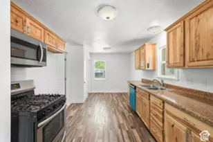 397 S Tremont St, Tremonton, UT 84337 - Photo 17