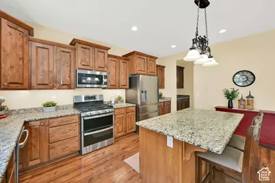 702 Windsong Ln, North Salt Lake, UT 84054 - Photo 15