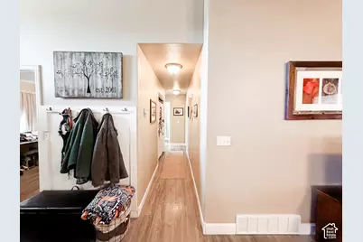 1440 W 2175 S, Syracuse, UT 84075 - Photo 11