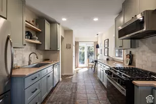 1723 S Wright Ct, Salt Lake City, UT 84105 - Photo 7