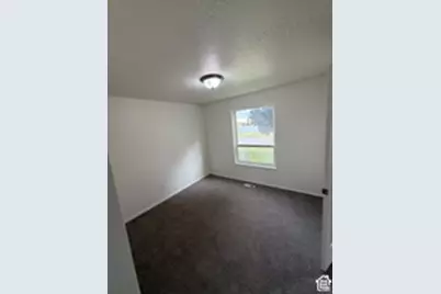 1386 S 1250 E, Clearfield, UT 84015 - Photo 11