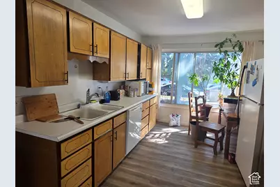 3853 S 900 E, Salt Lake City, UT 84106 - Photo 7