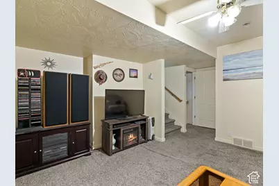 863 W Sundown Ln, Tooele, UT 84074 - Photo 15