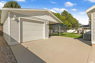 8274 S 1850 W, West Jordan, UT 84088 - Photo 23