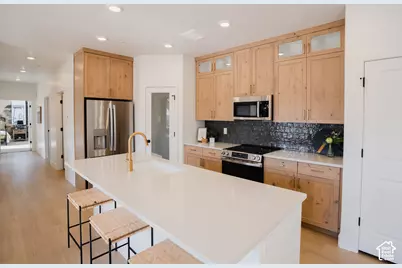 351 E Volunteer S #11-201, Spanish Fork, UT 84660 - Photo 9