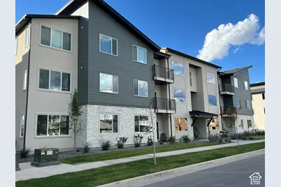 351 E Volunteer S #11-201, Spanish Fork, UT 84660 - Photo 1