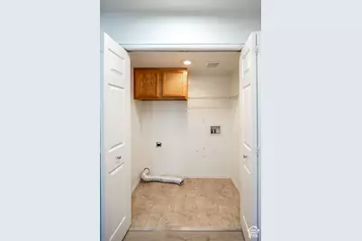 4717 S 3700 W, Roy, UT 84067 - Photo 11