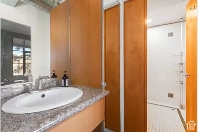 336 W 300 S #204, Salt Lake City, UT 84101 - Photo 15