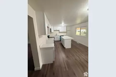 7112 S 2780 E, Cottonwood Heights, UT 84121 - Photo 9