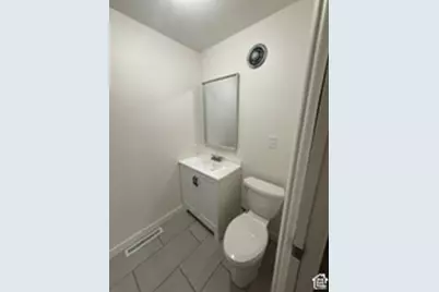7112 S 2780 E, Cottonwood Heights, UT 84121 - Photo 23