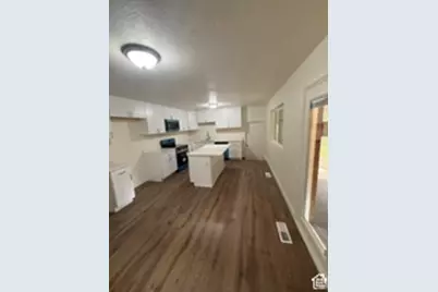 7112 S 2780 E, Cottonwood Heights, UT 84121 - Photo 7
