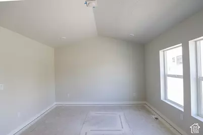 1089 W 880 S #26, Woods Cross, UT 84087 - Photo 7