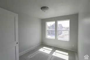 1089 W 880 S, Woods Cross, UT 84087 - Photo 9